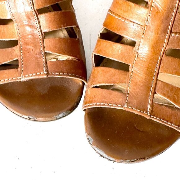 Franco Sarto Size 8 Sandal Shoes Tan Leather Gladiator Wedge EUC - Picture 3 of 10